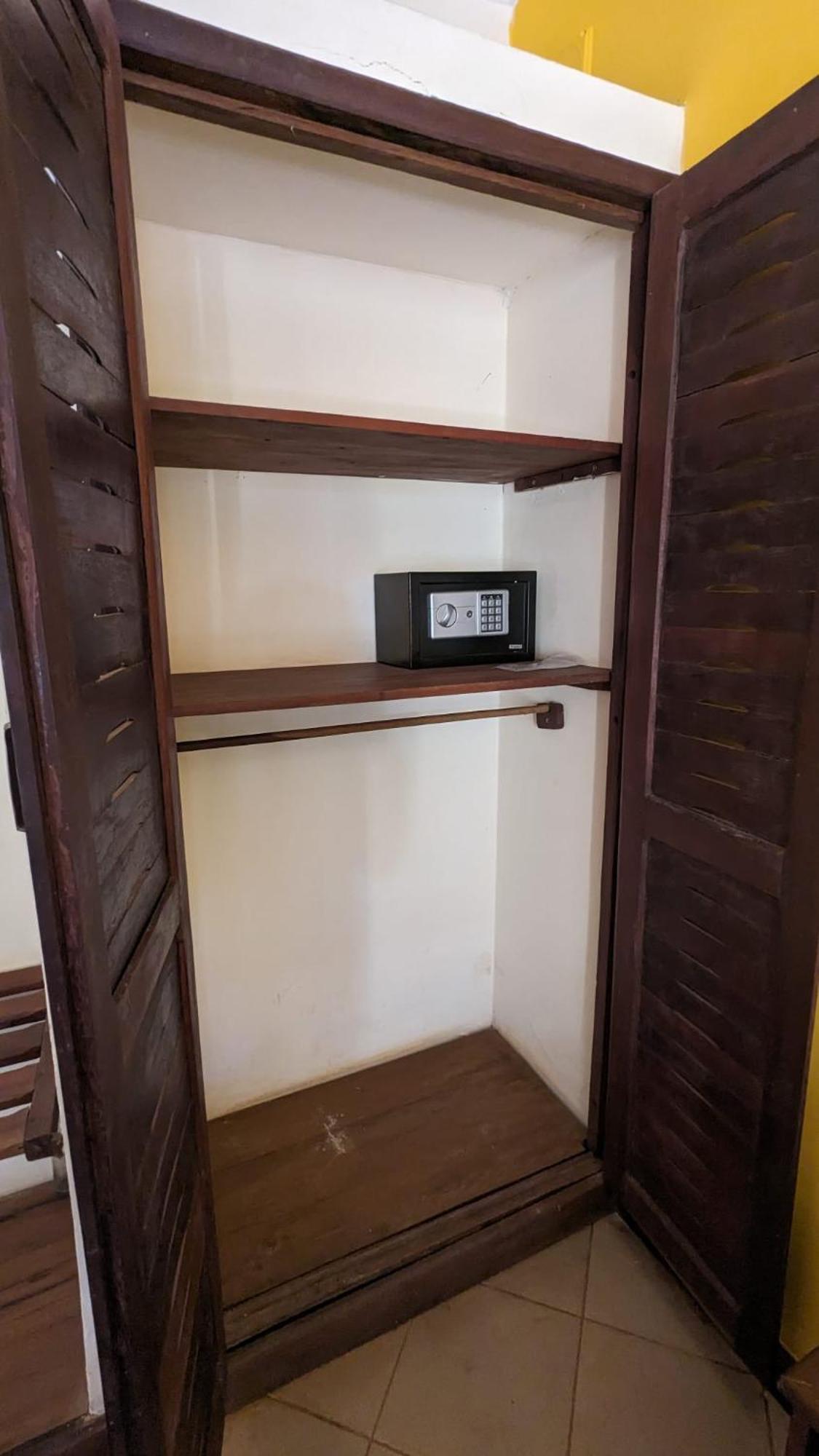 Ar Sun Hotel Antsiranana Ngoại thất bức ảnh