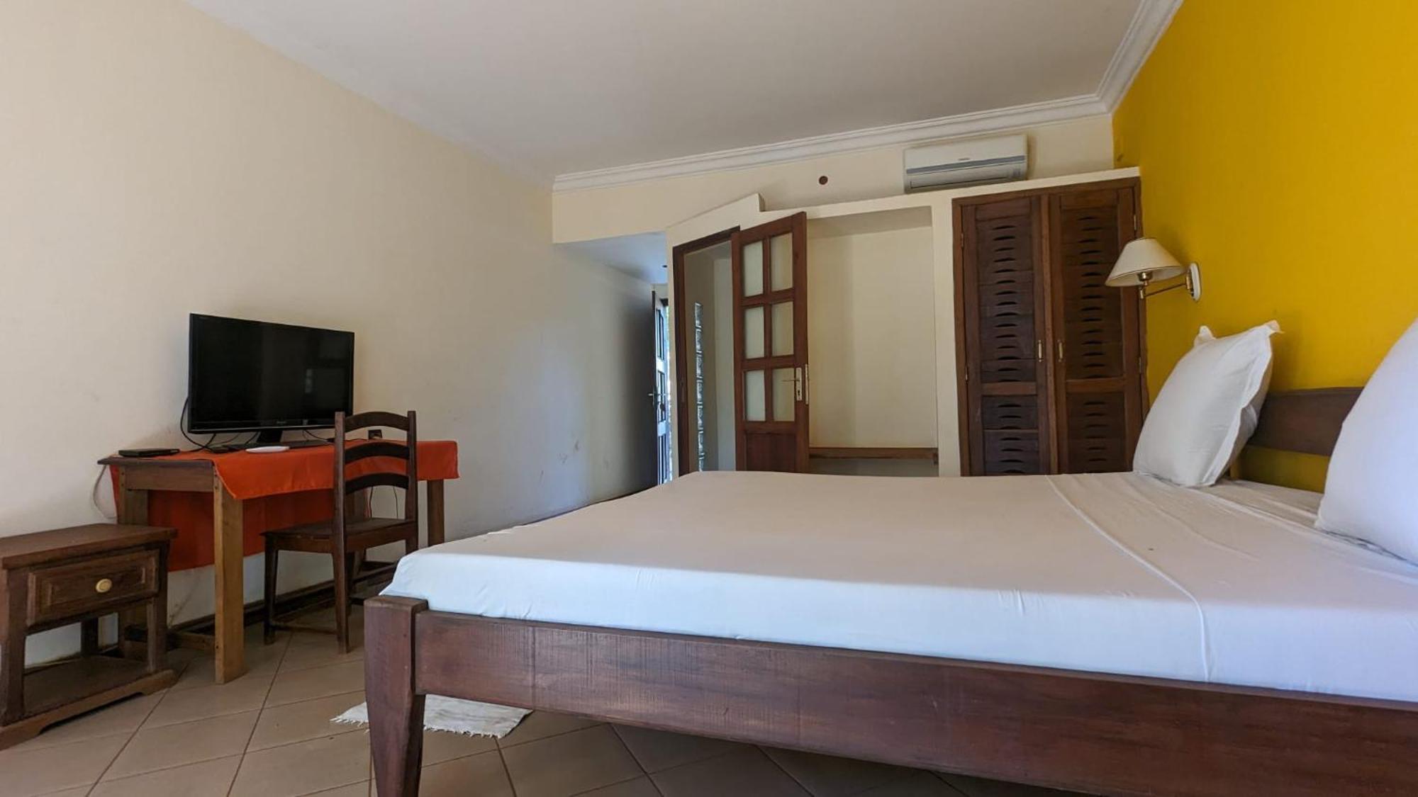 Ar Sun Hotel Antsiranana Ngoại thất bức ảnh