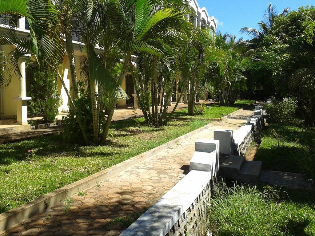 Ar Sun Hotel Antsiranana Ngoại thất bức ảnh