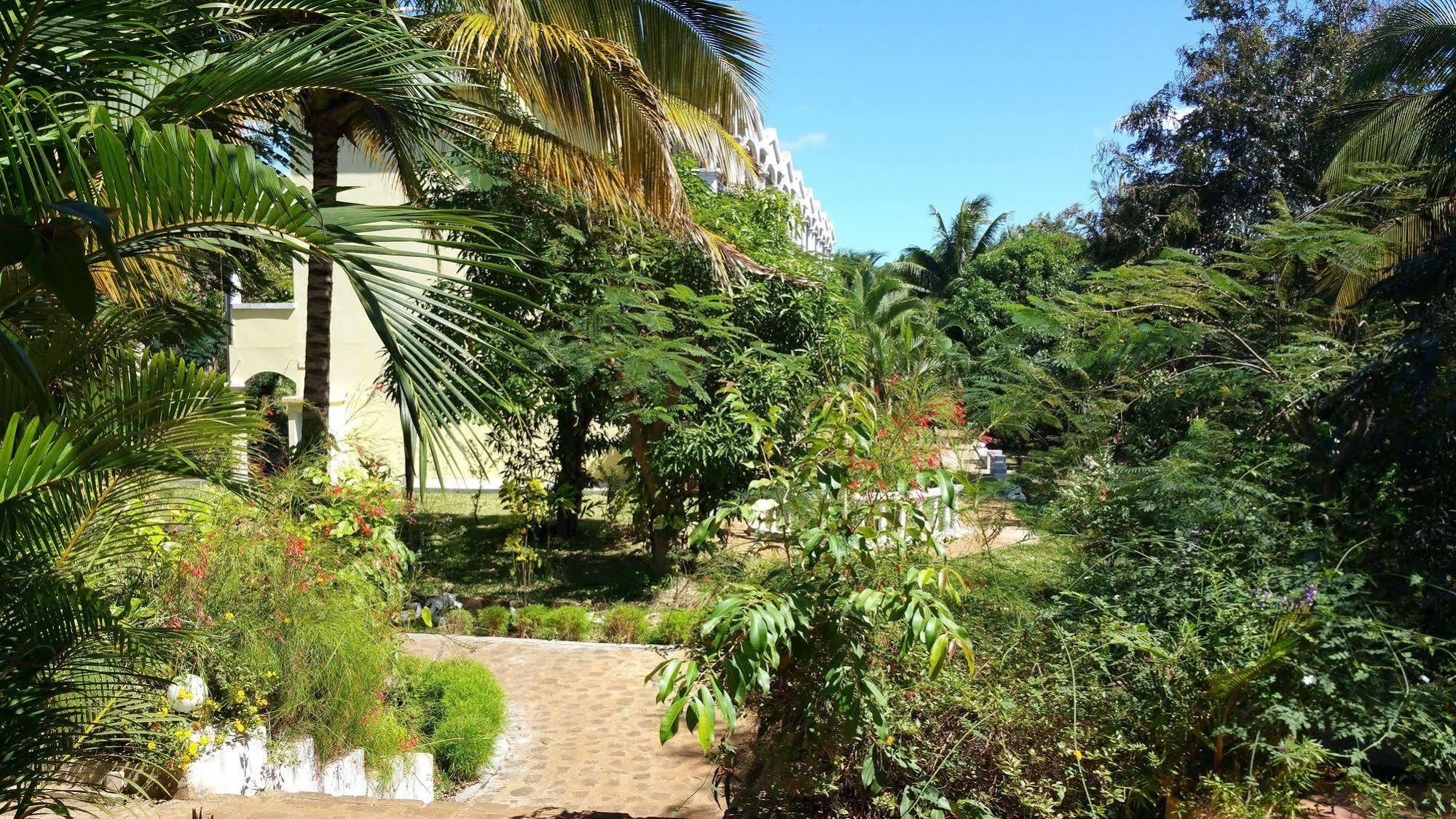 Ar Sun Hotel Antsiranana Ngoại thất bức ảnh